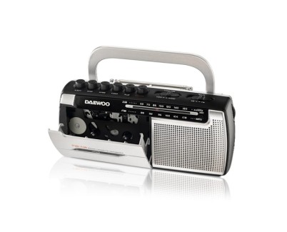 Daewoo Radio Grabadora Cassette AM/FM - Alimentacion a Pilas - Jack 3.5mm - Microfono Integrado - Altavoz Integrado - Asa de Transporte - Color Gris