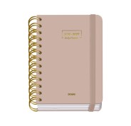 Dohe Premium Agenda Escolar 26/27 - Formato A6 - Dia Pagina - Papel Offset Ahuesado 80g - Cubierta de Carton Plastificado - Espiral Metalica Doble - Goma - 12x17x3cm - Color Beige