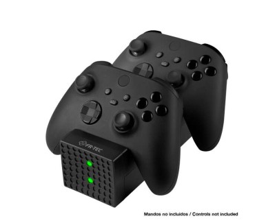 FR-TEC Estacion de Carga Dual Charging Station Compatible con Xbox Series X/S y Xbox One - Dise&ntilde;o Elegante - Funcionamiento Sencillo - Leds Indicadores de Carga - Incluye Baterias Recargables de 1200Mah y Tapas de Bateria - Color Negro