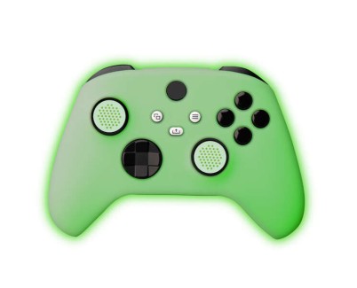 FR-TEC Funda de Silicona Xbox Glow in The Dark - Grips Incluidos - Brilla en La Oscuridad - Color Verde