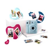 Fujifilm Pack Best Memories Instax Mini 12 Pastel Blue Camara Instantanea + Film Instax Mini 10ud. + 3 Portafotos - Tamaño de Imagen 62x46mm - Flash Auto - Exposicion Automatica - Mini Espejo para Selfies - Modo Primer Plano