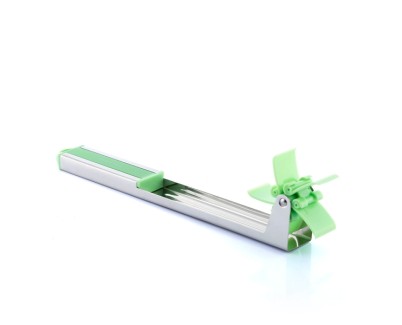 Innovagoods Cutmil Cortador de Sandia en Cubos - Mango Ergonomico - Compacto y Ligero - Facil de Limpiar - Seguro y Preciso - 29.5x6.8x3.2cm - Color Verde