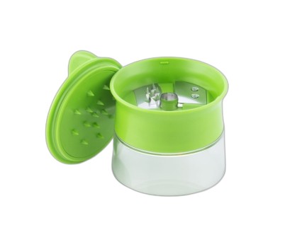 Innovagoods Spiralicer Mini Cortador de Verduras en Espiral - Cortes en Espaguetis - Facil Limpieza - Ligero y Compacto - Color Verde