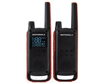Motorola T82 Pack 2 Walkie Talkies - 16 Canales PMR446 + 121 Codigos - Alcance de hasta 10km - Autonomia hasta 18h - Color Negro/Rojo