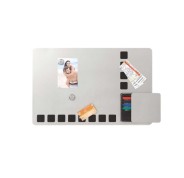 Nobo Pizarra Combinada Magnetica con Cuadriculas de Espuma para Fijar Notas 610x390mm - Incluye 4 Rotuladores, 2 Imanes y Borrador - Almacenamiento para Rotuladores y Borrador