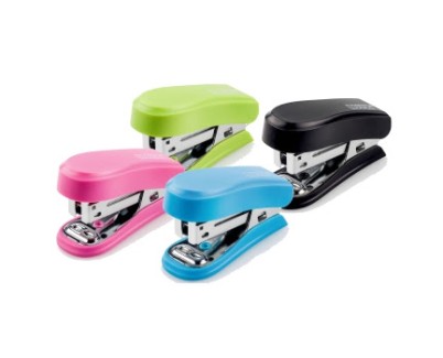 Novus Pack de 12 Mini Grapadoras Compactas - Hasta 12 Hojas - Grapado Cerrado y Abierto - Cada Grapadora Incluye 320 Grapas - Colores Surtidos