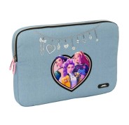 Safta K-Pop Demon Hunters Huntr/X Funda para Portatil hasta 15.6\" - Interior Acolchado - Cremallera con Doble Cursor - 39.5x27.5x3.5cm - Color Azul Claro