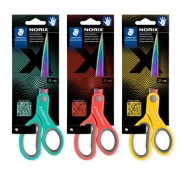 Staedtler Norix 965 Tijeras Escolares 21cm - Hojas de Acero Inoxidable con Apariencia de Titanio - Uso Diestro - Agarre Ergonomico - Colores Surtidos