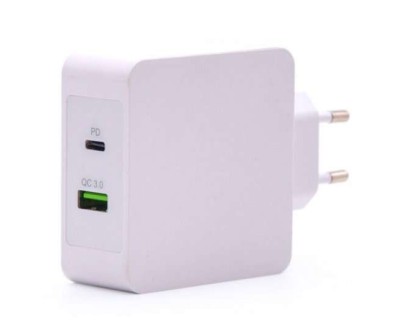 Tooq Cargador de Pared USB 3.0, USB-C - Carga Rapida - Color Blanco